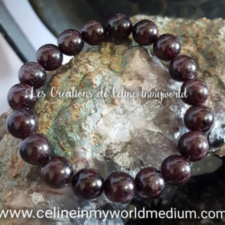 Bracelet pour favoriser la sérénité et le courage, en Grenat