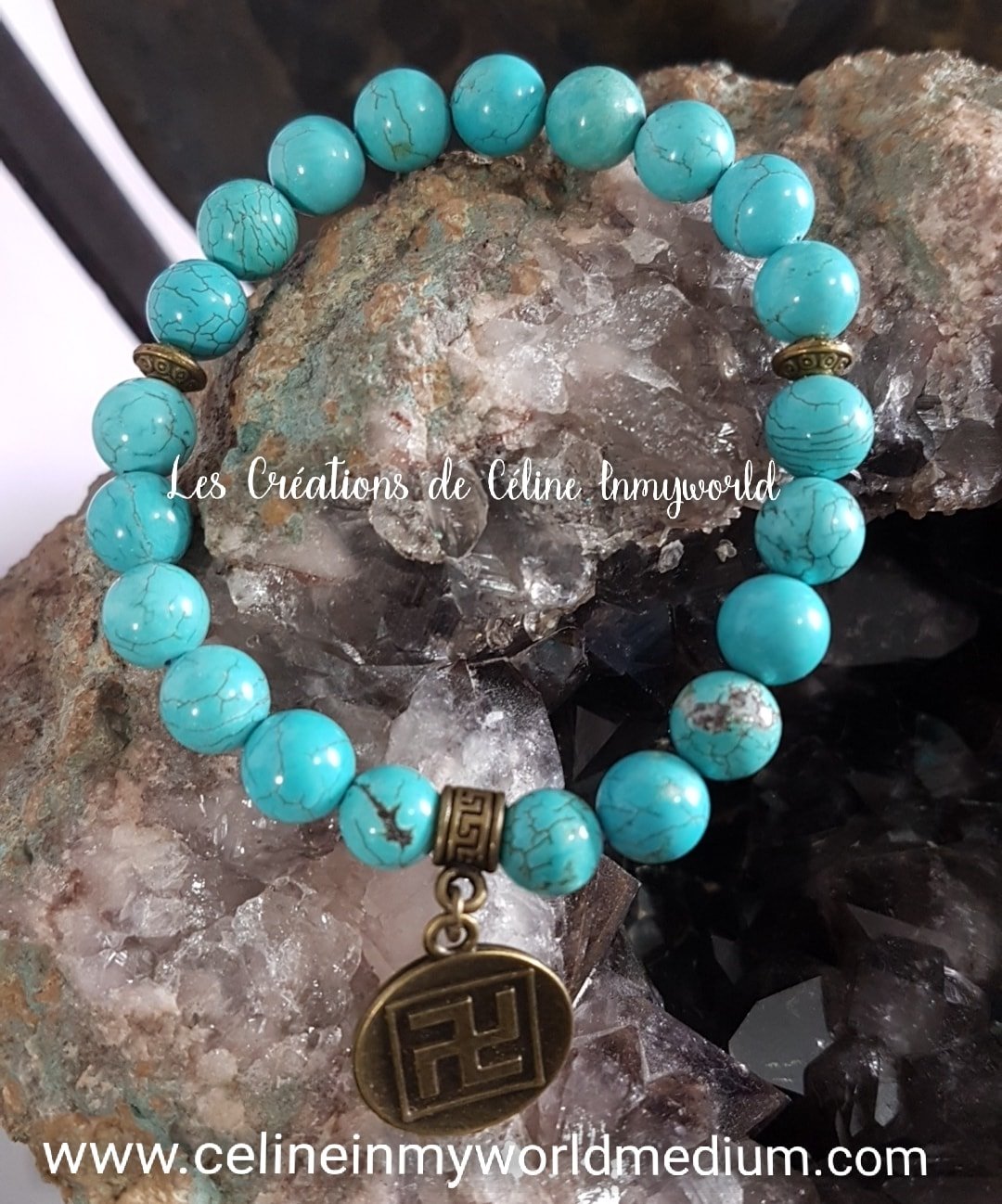 Bracelet en Turquoise avec symbole Svastika