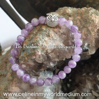 Bracelet en Améthyste claire avec Chouette 🦉 pour la paix, l'intuition et un sommeil réparateur