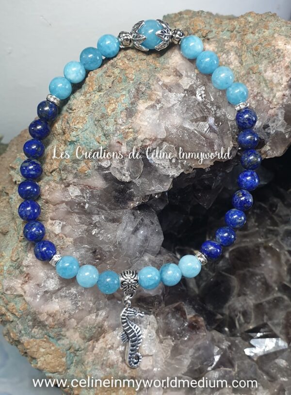 Bracelet pour la clairvoyance, la thyroïde et le chakra de la gorge, en Aigue-marine et Lapis-lazuli avec Calcite et Hippocampe