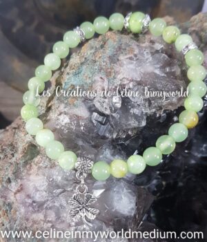 Bracelet porte-bonheur en jade avec trèfle à 4 feuilles