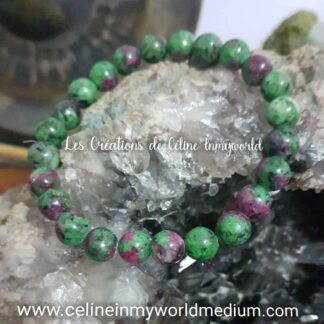 Bracelet pour stimuler la fécondité en Zoïsite avec Rubis