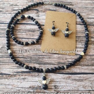 Parure pour la confiance en soi, en Pierre de nuit avec coeurs et Angelot