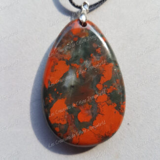 Pendentif goutte en Jaspe volcanique (1)