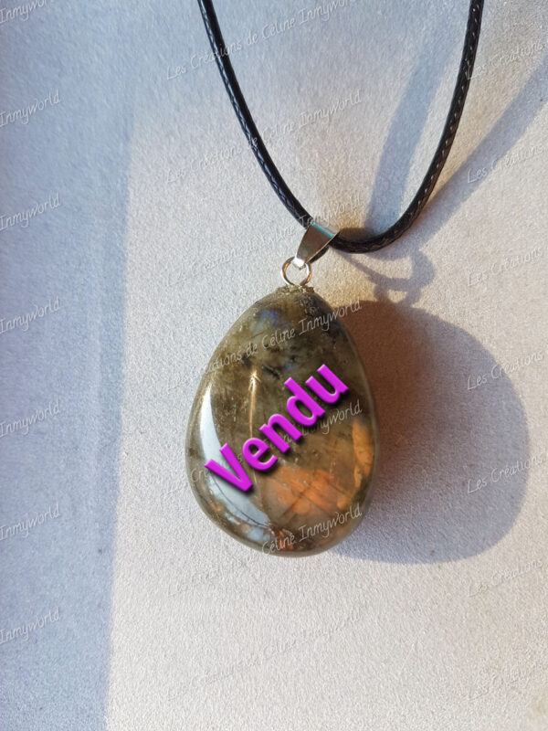 Pendentif goutte en Labradorite N°2 (vendu)