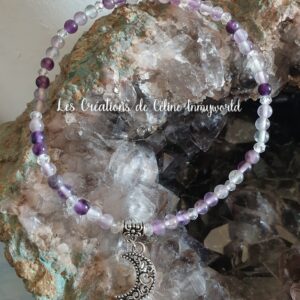 Bracelet de cheville pour la stabilité émotionnelle et la paix intérieure, en Fluorite violette avec petite lune