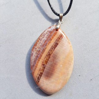 Pendentif losange en Agate (1)