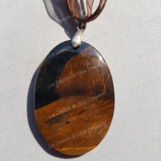 Pendentif ovale en Œil de tigre (1)
