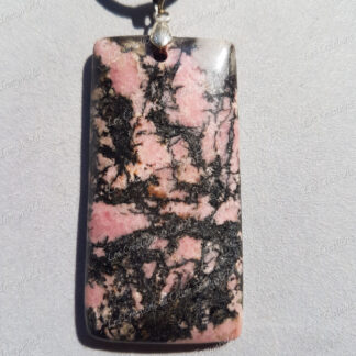 Pendentif rectangulaire en Rhodonite