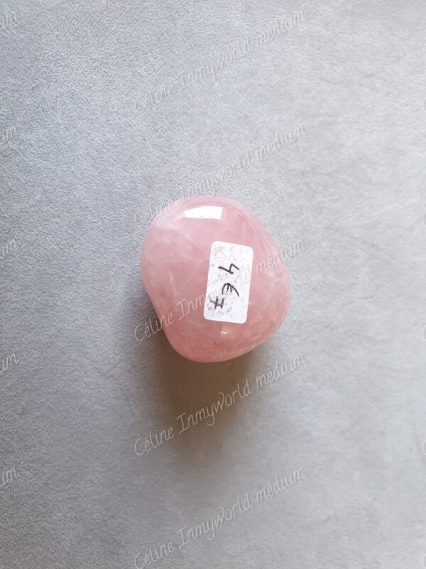 Pierre roulée en Quartz rose modèle n°7