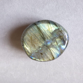 Pierre roulée en Labradorite modèle n°29