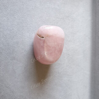 Pierre roulée en Quartz rose modèle n°27