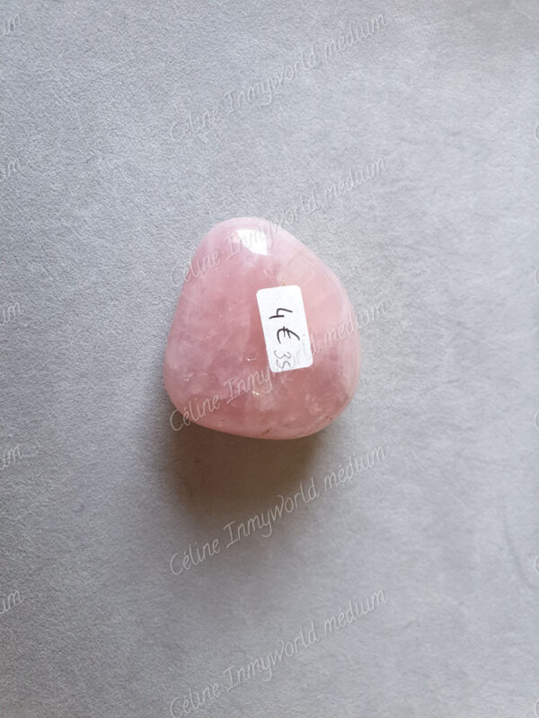 Pierre roulée en Quartz rose modèle n°35