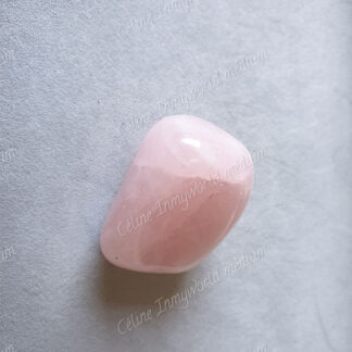 Pierre roulée en Quartz rose modèle n°47