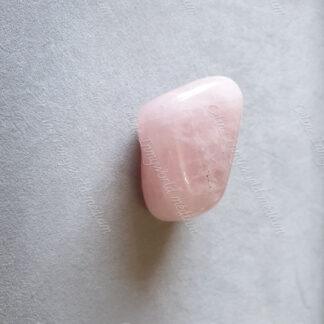Pierre roulée en Quartz rose modèle n°58
