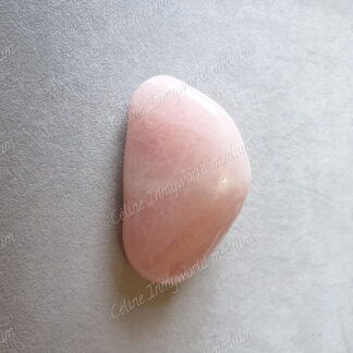 Pierre roulée en Quartz rose modèle n°65