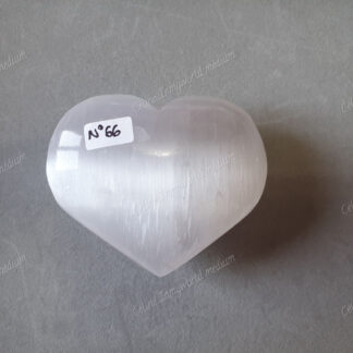 Pierre roulée coeur en Sélénite n°66