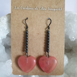 Boucles d'oreilles coeurs pour l'apaisement, la douceur et retrouver la volonté, en Quartz Cerise et Hématite