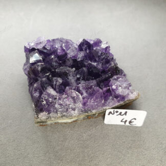 Druse d'Améthyste brute modèle n°11