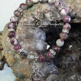 Bracelet pour aider à dépasser les deuils, les peurs et les souffrances, en Eudialyte, avec ange de protection
