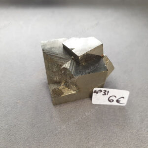 Pierre brute en Pyrite modèle n°31