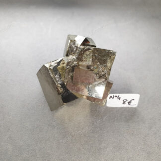 Pierre brute en Pyrite modèle n°4